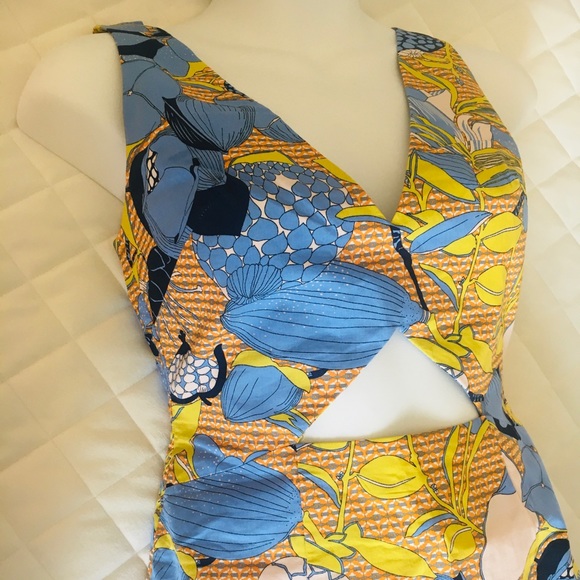 Retro Print Cutout Dress - Picture 4 of 6